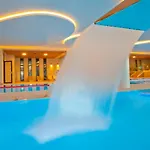 Aqua Apartments-aqua Park, Sauna, Jacuzzi No Limit, Parking Apartamento