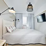 Aqua Apartments-aqua Park, Sauna, Jacuzzi No Limit, Parking Апартаменты *