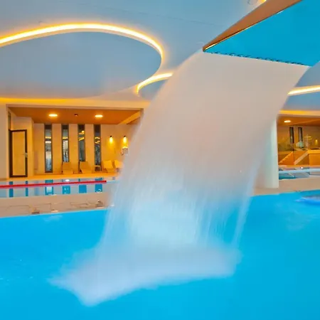 Aqua Apartments-aqua Park, Sauna, Jacuzzi No Limit, Parking Appartement
