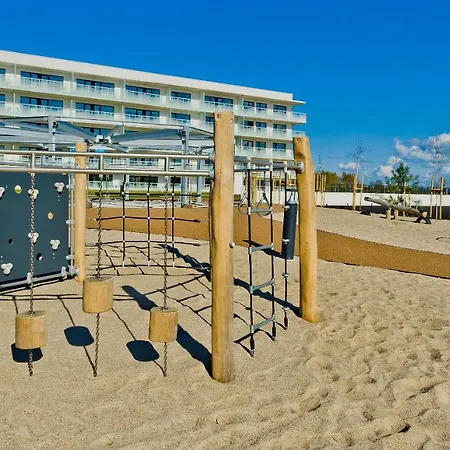 Aqua Apartments-aqua Park No Limit, Parking Apartment